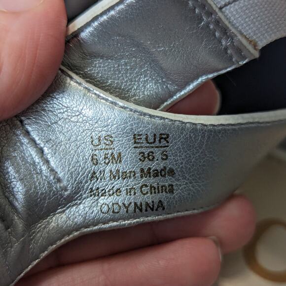 Sam Edelman Odynna Pointed Toe Heels White Laser Cut Floral Dainty Womens 9.5 - Picture 8 of 8